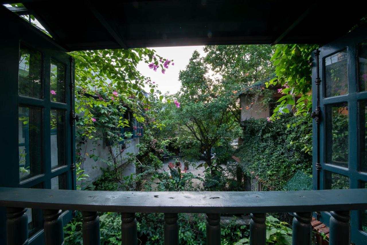 Polygon Art And Homestay Hanoi Buitenkant foto