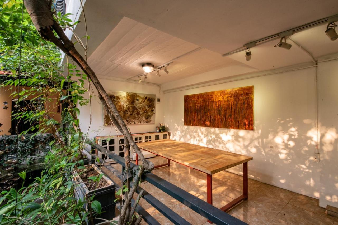 Polygon Art And Homestay Hanoi Buitenkant foto