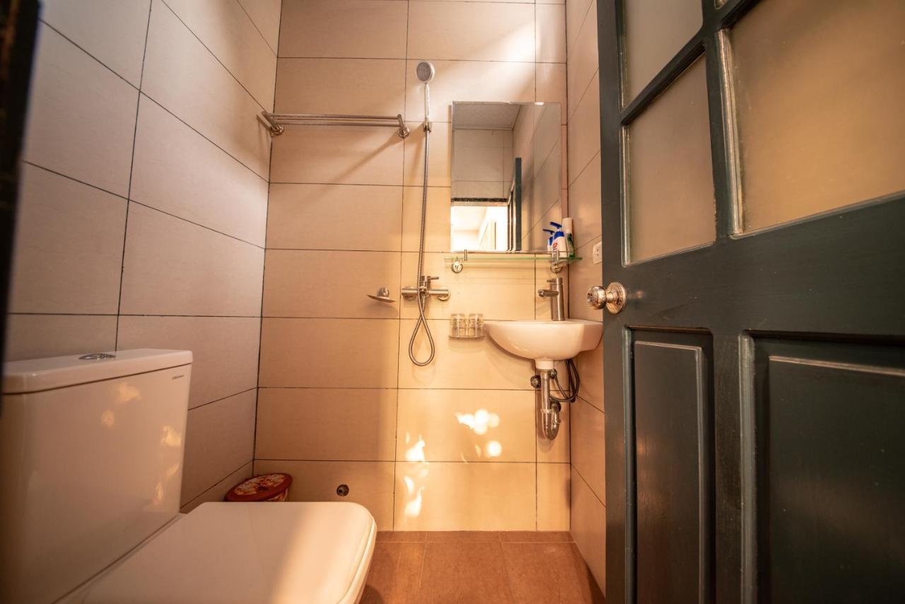 Polygon Art And Homestay Hanoi Buitenkant foto