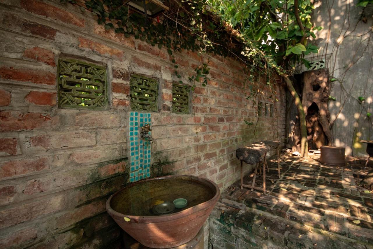 Polygon Art And Homestay Hanoi Buitenkant foto